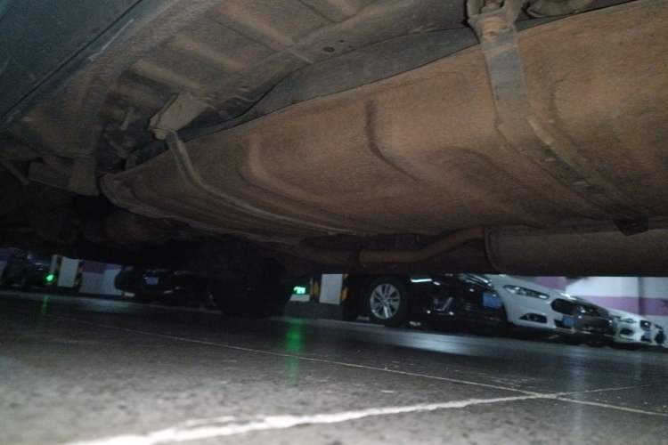 Used Jinbei Grace 2008 2.0L Zhi Ling Standard Version (Short Wheelbase) 4G20D4L Chassis Rear Left