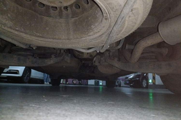 Used Jinbei Grace 2008 2.0L Zhi Ling Standard Version (Short Wheelbase) 4G20D4L Chassis Rear