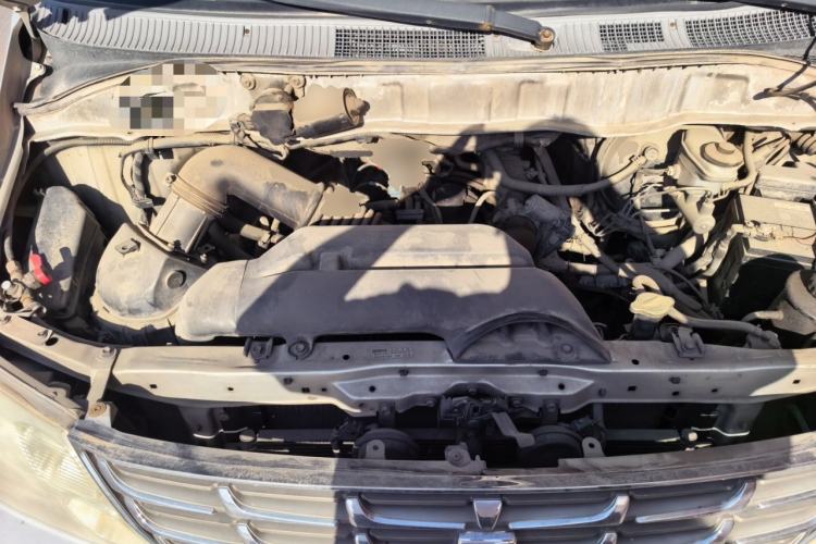 Used Jinbei Grace 2008 2.0L Zhi Ling Base Version (Long Wheelbase) 9-Seater 4G20D4L Engine Bay