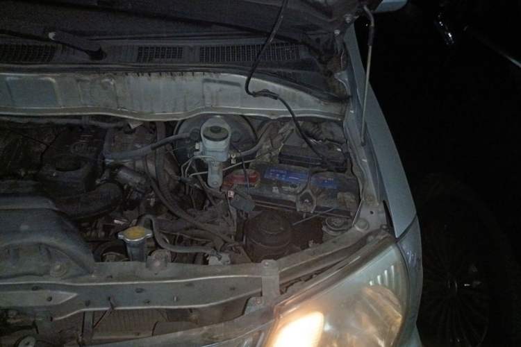 Used Jinbei Grace 2008 2.0L Zhi Ling Standard Version (Short Wheelbase) 4G20D4L Engine Bay Left
