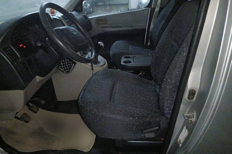 Used Jinbei Grace 2008 2.0L Zhi Ling Standard Version (Short Wheelbase) 4G20D4L Left Front Seat