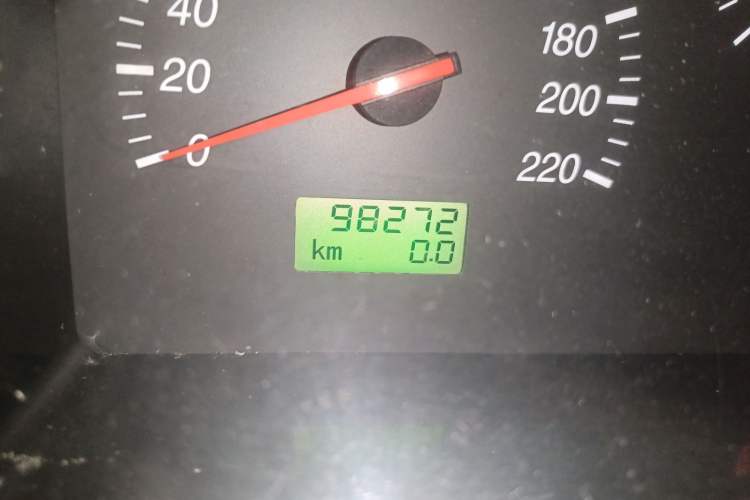 Used Jinbei Grace 2008 2.0L Zhi Ling Standard Version (Short Wheelbase) 4G20D4L Odometer Close Up