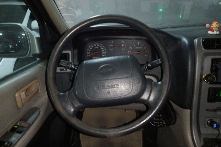 Used Jinbei Grace 2008 2.0L Zhi Ling Standard Version (Short Wheelbase) 4G20D4L Steering Wheel