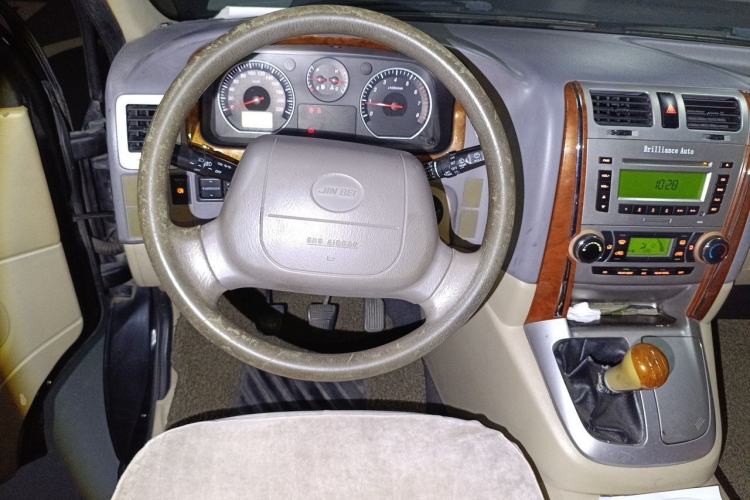 Used Jinbei Grace 2010 2.4L 3rd Generation Luxury Long-Wheelbase 9-Seater — 4RB2 Steering Wheel