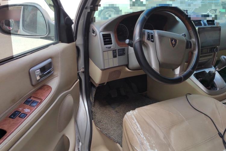 Used Jinbei Grace 2010 2.4L 3rd Generation Luxury Long-Wheelbase 9-Seater — 4RB2 Driver Seat