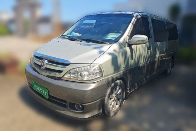 Jinbei Grace 2010 2.7L 3rd Generation Yu Ling Luxury Version Long Wheelbase 9-Seater Equipped with 2TR Engine с пробегом