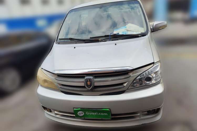 Used Jinbei Grace 2010 2.4L 3rd Generation Luxury Long-Wheelbase 9-Seater — 4RB2 Front