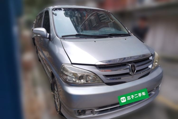 Used Jinbei Grace 2010 2.4L 3rd Generation Zunling Standard Version 9 Seats 9 Seats 4RB2 Front Right 45 Deg