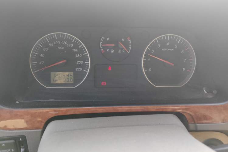 Used Jinbei Grace 2010 2.0L Ruixiang Luxury Version (Short Wheelbase) 1TR Instrument Cluster