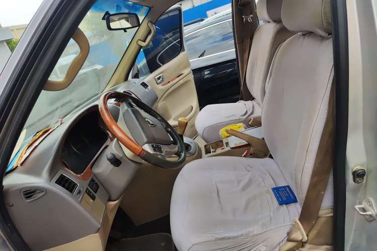 Used Jinbei Grace 2010 2.4L 3rd Generation Luxury Long-Wheelbase 9-Seater — 4RB2 Left Front Seat