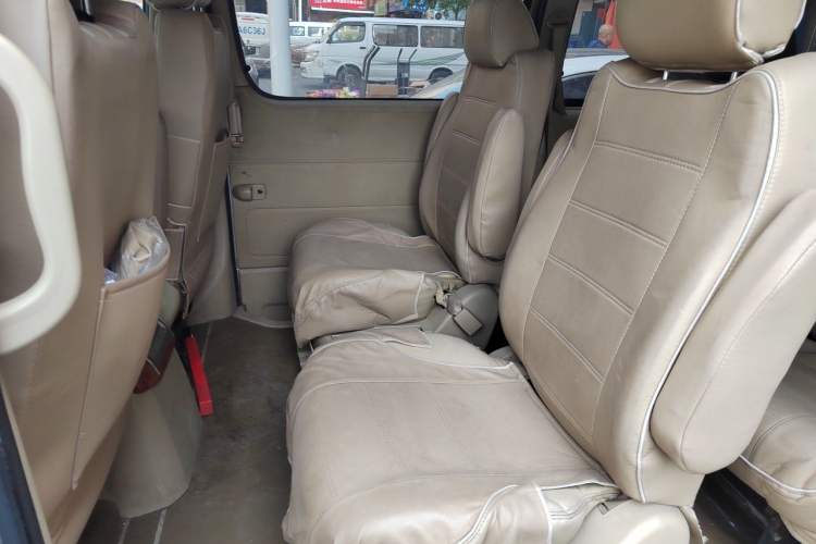 Used Jinbei Grace 2010 2.4L 3rd Generation Luxury Long-Wheelbase 9-Seater — 4RB2 Left Rear Seat