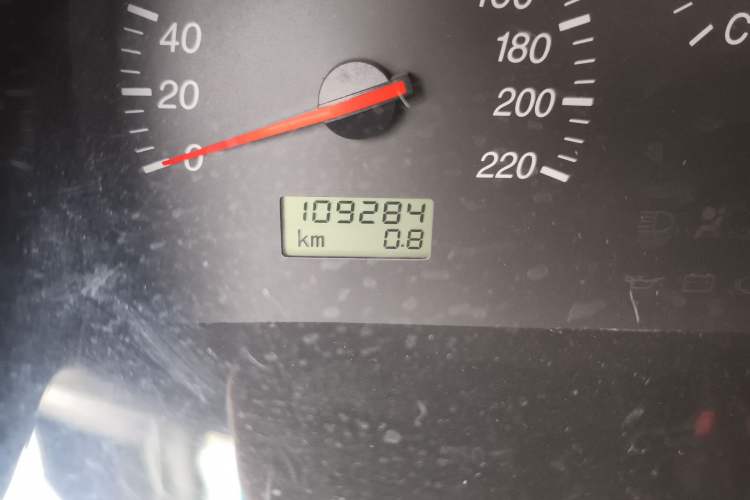 Used Jinbei Grace 2010 2.0L Ruixiang Luxury Version (Short Wheelbase) 1TR Odometer Close Up