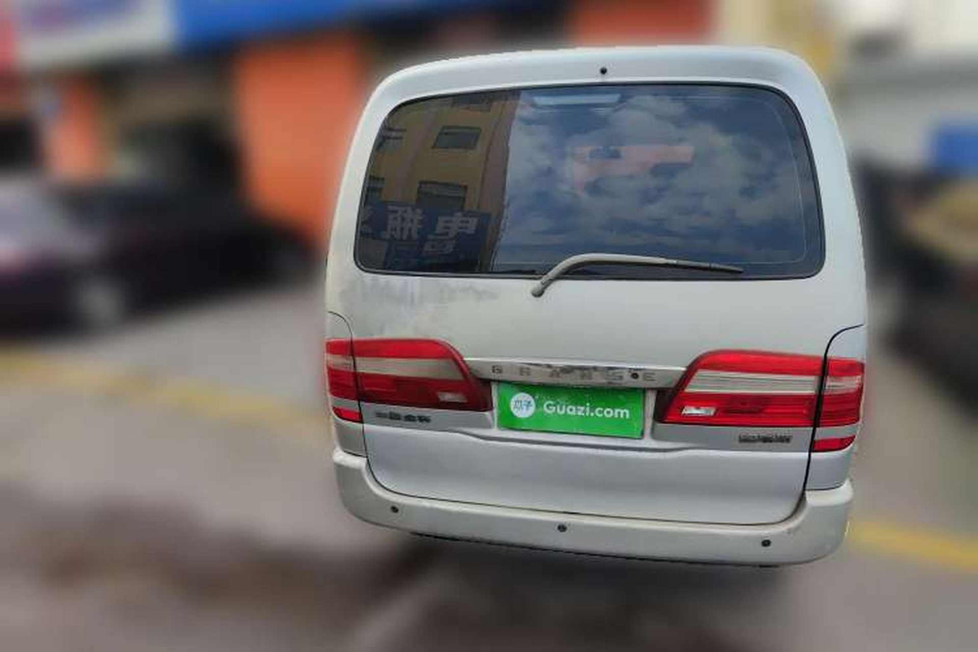 Used Jinbei Grace 2010 2.4L 3rd Generation Luxury Long-Wheelbase 9-Seater — 4RB2 Rear