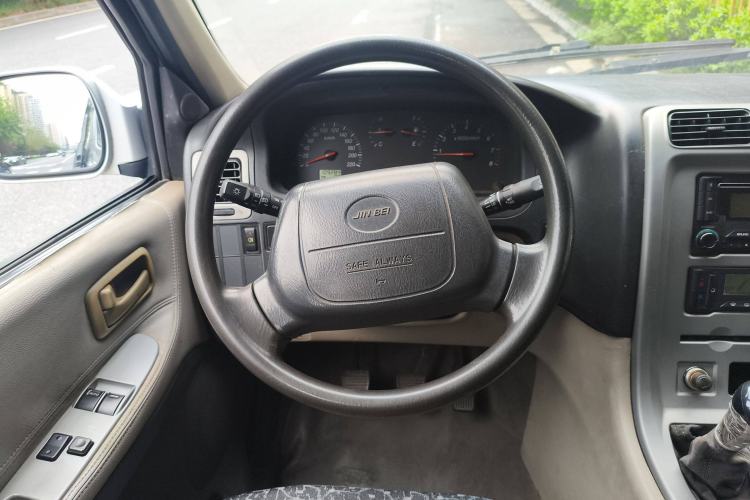 Used Jinbei Grace 2010 2.0L Ruixiang Luxury Version (Short Wheelbase) 1TR Steering Wheel