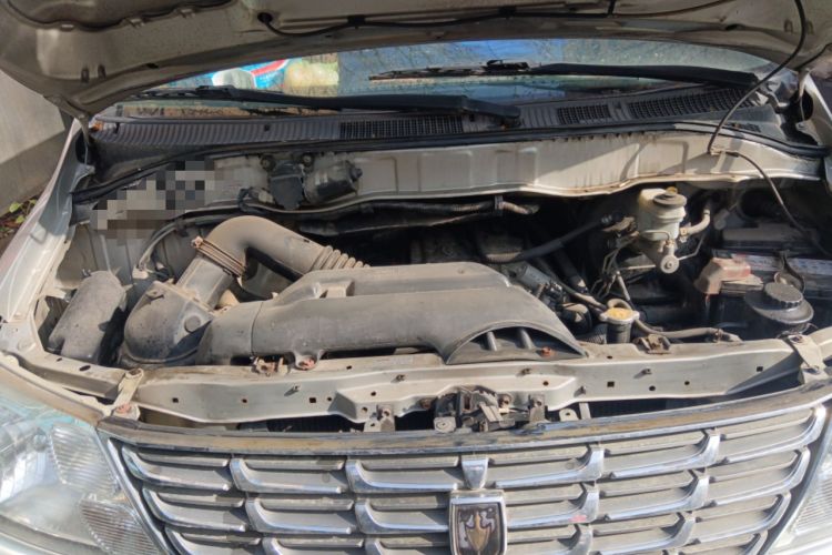 Used Jinbei Grace  Engine Bay