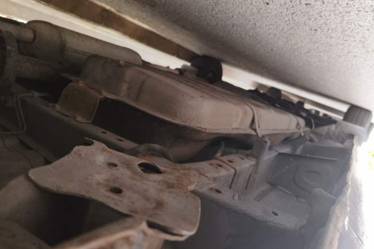 Used Jinbei Grace  Chassis Rear Left