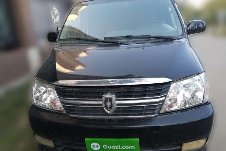 Used Jinbei Grace 2013 2.0L Zhi Ling Luxury 9-Seater All-Games Commemorative Version China V Emission Standard 9 Seats Front