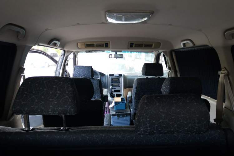 Used Jinbei Grace 2013 2.0L Zhi Ling Luxury 9-Seater All-Games Commemorative Version China V Emission Standard 9 Seats Headliner