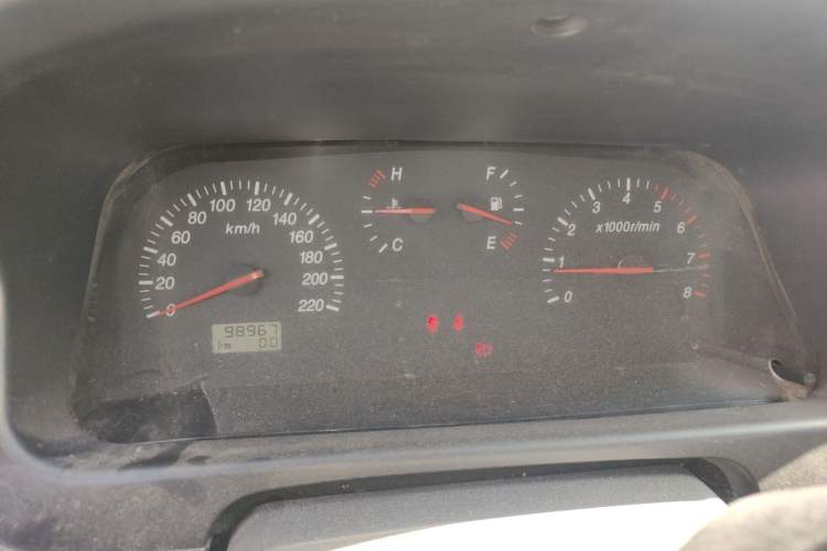 Used Jinbei Grace 2013 2.0L Zhi Ling Standard Version 7-Seater National Games Commemorative Edition China V Standard Instrument Cluster