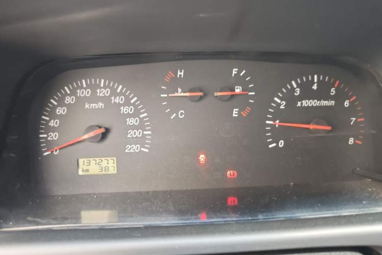 Used Jinbei Grace 2013 2.0L Zhi Ling Standard Model 9-Seater National Games Commemorative Edition China IV Emission Standard 9 Seats Instrument Cluster