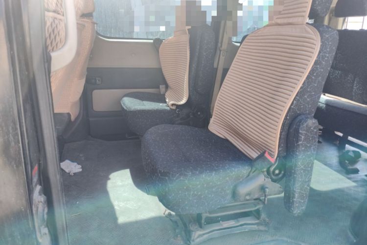 Used Jinbei Grace 2013 2.0L Zhi Ling Standard Version 7-Seater National Games Commemorative Edition China V Standard Left Rear Seat