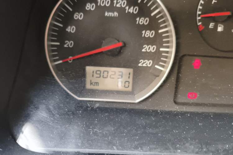 Used Jinbei Grace  Odometer Close Up