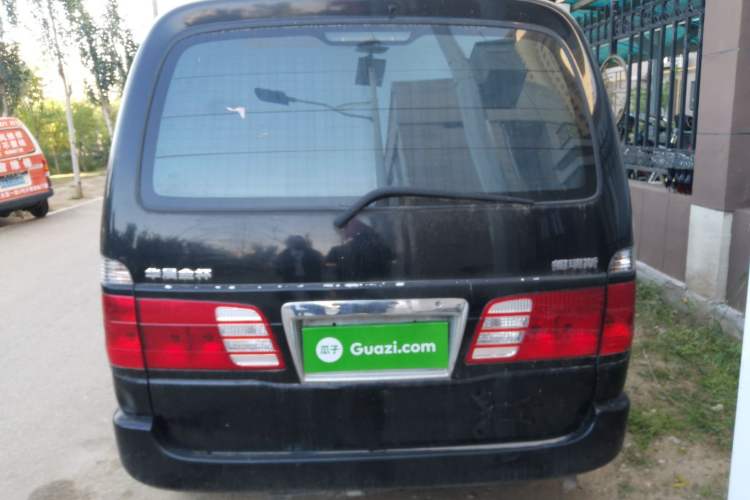 Used Jinbei Grace 2013 2.0L Zhi Ling Luxury 9-Seater All-Games Commemorative Version China V Emission Standard 9 Seats Rear