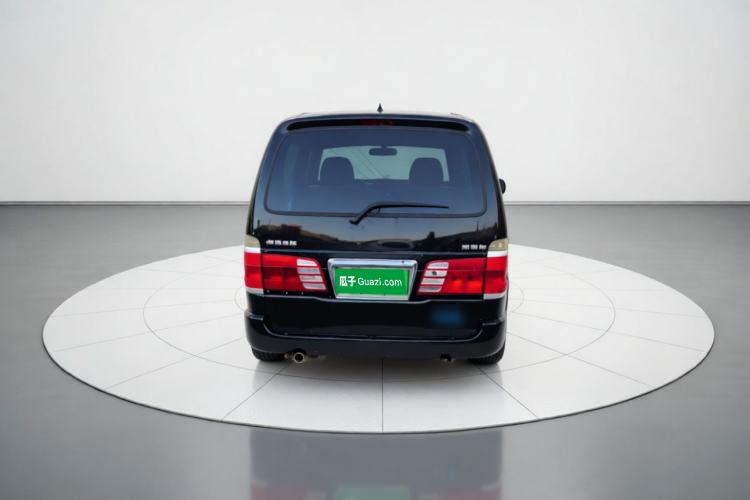 Used Jinbei Grace 2013 2.0L Zhi Ling Standard Model 9-Seater National Games Commemorative Edition China IV Emission Standard 9 Seats Rear