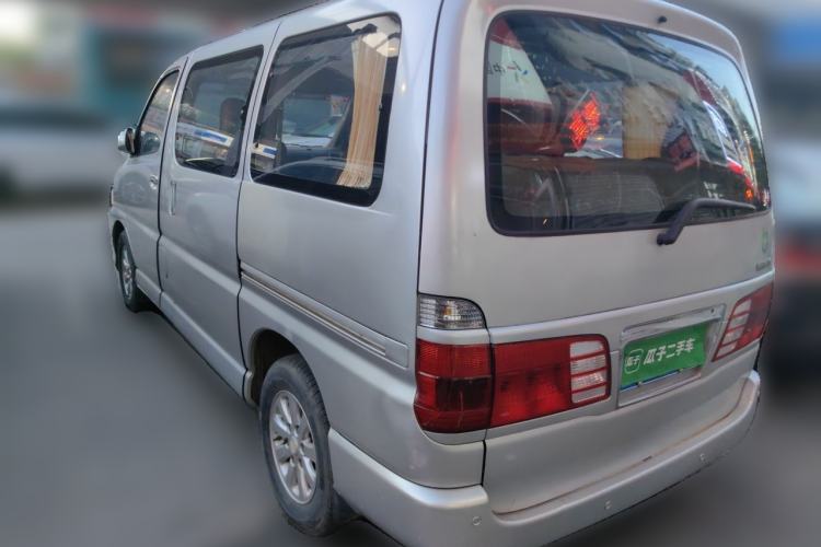 Used Jinbei Grace 2013 2.0L Zhi Ling Standard 7-Seater All-Games Commemorative Version China IV Standard Rear Left 45 Deg