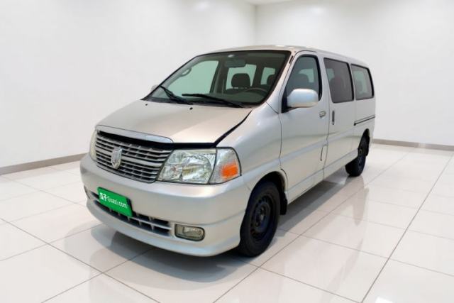 Jinbei Grace 2013 2.0L Zhi Ling Standard Model 9-Seater National Games Commemorative Edition China IV Emission Standard 9 Seats usado