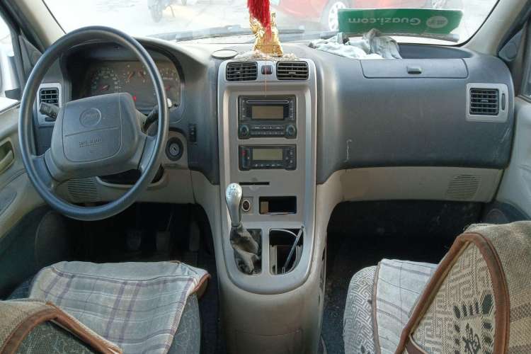 Used Jinbei Grace 2013 2.0L Zhi Ling Standard Version 11-Seater National Games Commemorative Edition Euro 5 10-Seater Center Console