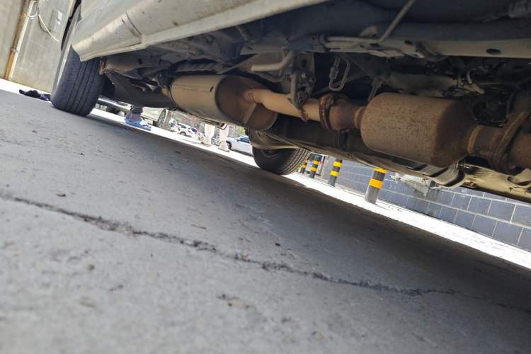 Used Jinbei Grace  Chassis Front Right