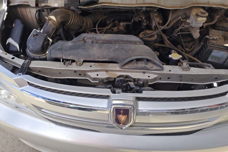 Used Jinbei Grace  Engine Bay
