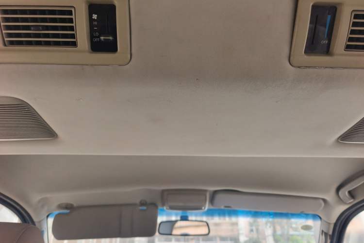 Used Jinbei Grace 2013 2.0L Zhi Ling Standard 7-Seater All-Games Commemorative Version China IV Standard Headliner