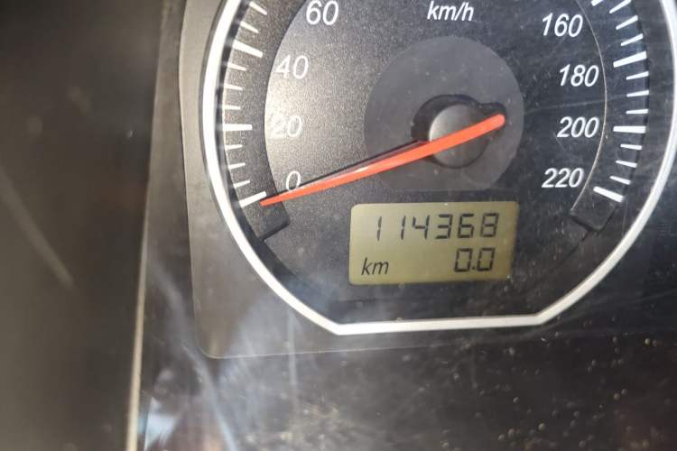 Used Jinbei Grace  Odometer Close Up