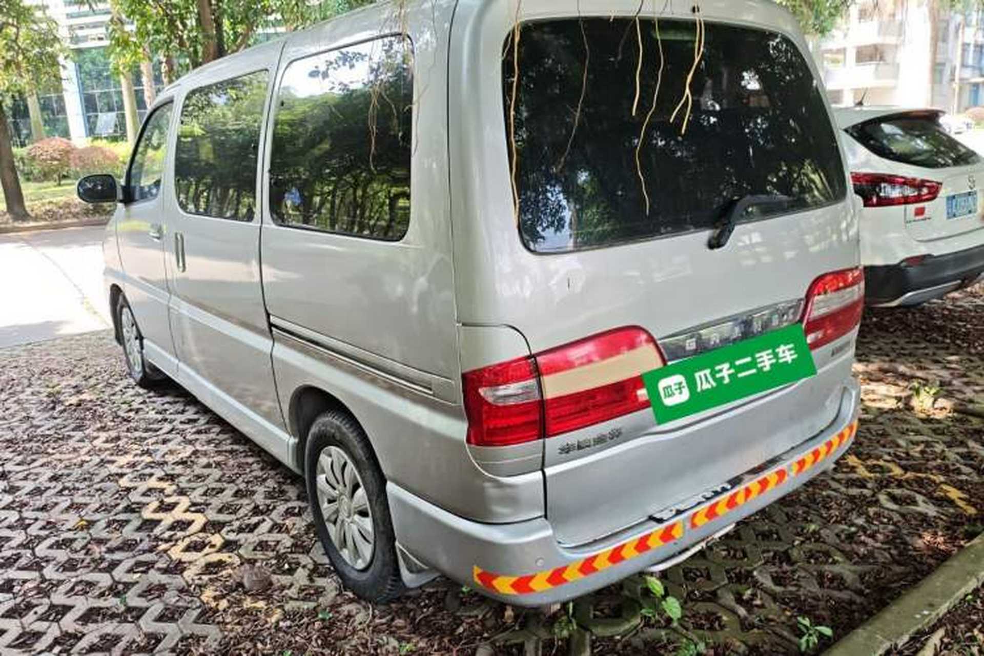 Used Jinbei Grace 2013 2.0L Zhi Ling Standard Version 7-Seater National Games Commemorative Edition China V Standard Rear Left 45 Deg