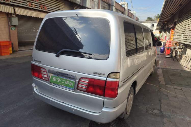 Used Jinbei Grace 2013 2.0L Zhi Ling Standard Model 9-Seater National Games Commemorative Edition China IV Emission Standard 9 Seats Rear Right 45 Deg