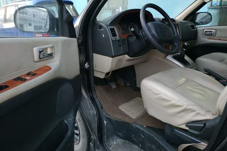 Used Jinbei Grace 2014 2.0L Luxury Short-Wheelbase 7-Seater 1TR Driver Seat