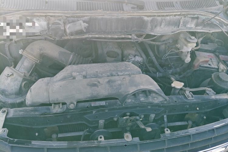 Used Jinbei Grace  Engine Bay