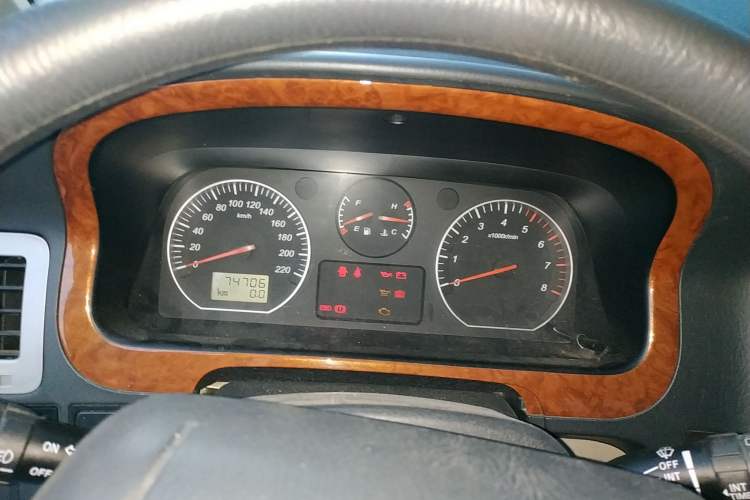 Used Jinbei Grace 2014 2.0L Luxury Short-Wheelbase 7-Seater 1TR Instrument Cluster
