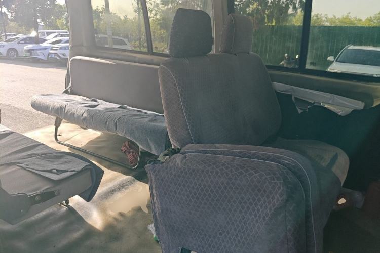 Used Jinbei Grace  Left Rear Seat