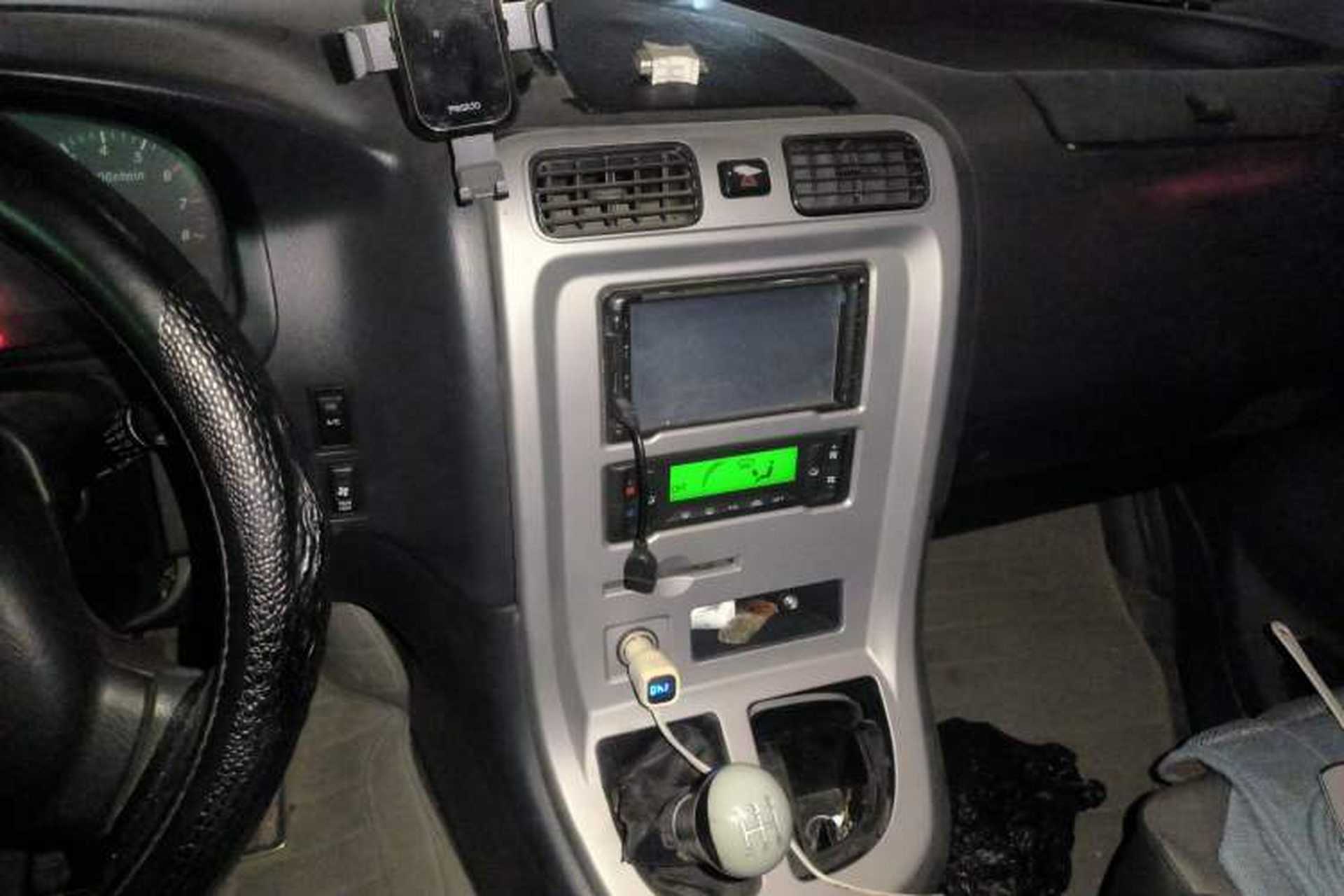 Used Jinbei Grace 2014 2.4L Standard Short-Wheelbase 7-Seater 4RB2 Audio And AC Panel
