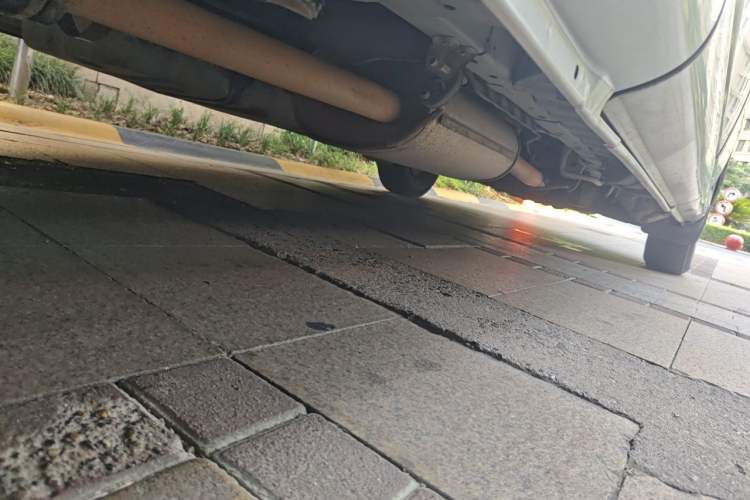 Used Jinbei Grace  Chassis Rear Right