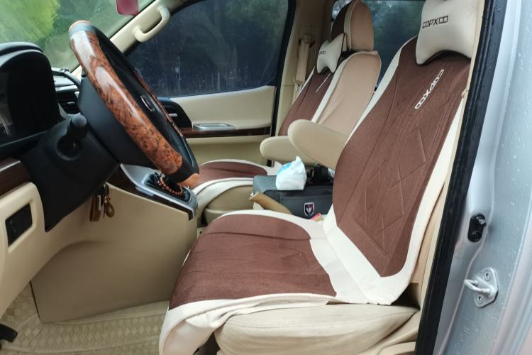 Used Jinbei Grace 2014 2.0L Luxury Short-Wheelbase 7-Seater 1TR Left Front Seat