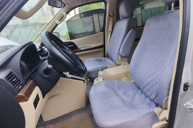 Used Jinbei Grace 2014 2.4L Luxury Model Long Wheelbase 9-Seater 4RB2 Left Front Seat
