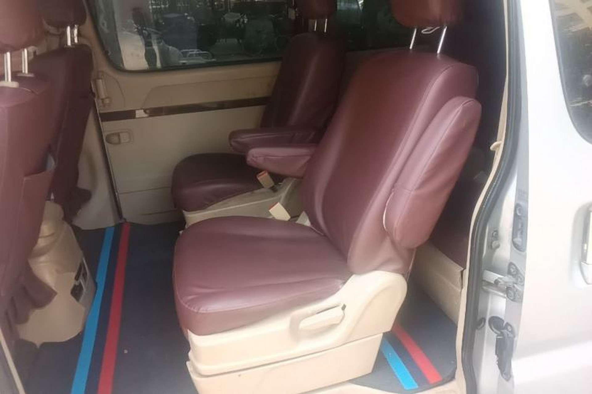 Used Jinbei Grace 2014 2.4L Standard Version Long Wheelbase 9-Seater 4RB2 Left Rear Seat