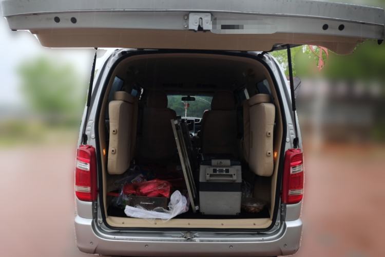 Used Jinbei Grace 2014 2.0L Luxury Short-Wheelbase 7-Seater 1TR Trunk