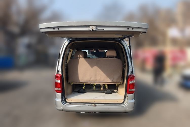 Used Jinbei Grace 2014 2.4L Standard Short-Wheelbase 7-Seater 4RB2 Trunk