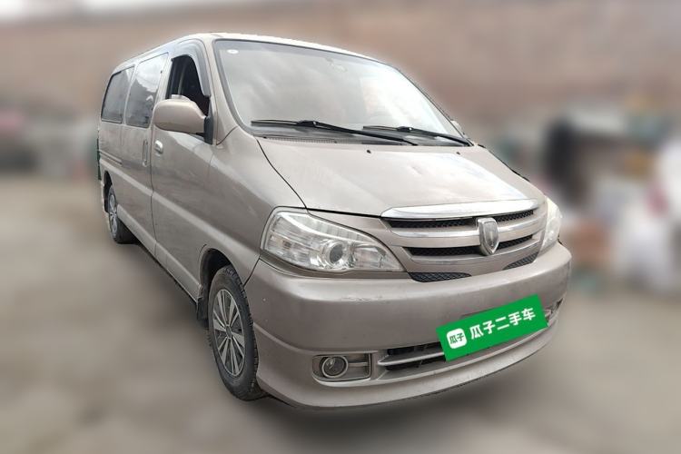 Used Jinbei Grace 2015 2.0L Classic Edition Standard Model Long Wheelbase 7/9 Seats Front Right 45 Deg