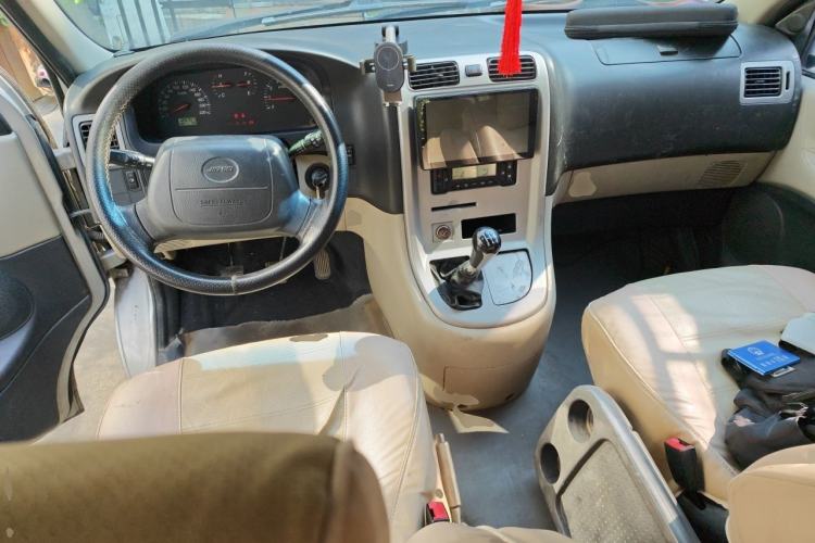 Used Jinbei Grace 2015 2.0L Classic Edition Standard Model Long Wheelbase 7/9 Seats Center Console